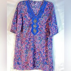 Ayla Blue Red Paisley Dress Studs and Blue V Neckline 3/4” Sleeves Dress L👍